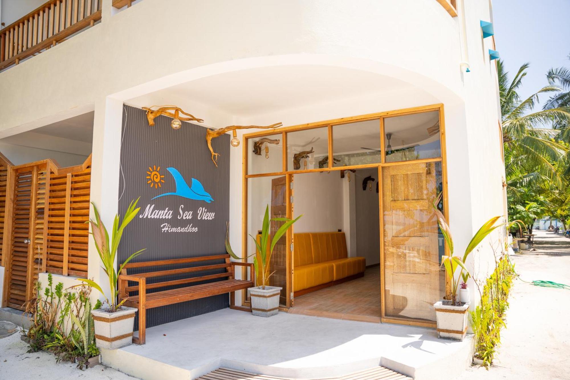 Manta Sea View Himandhoo Hotell Exteriör bild