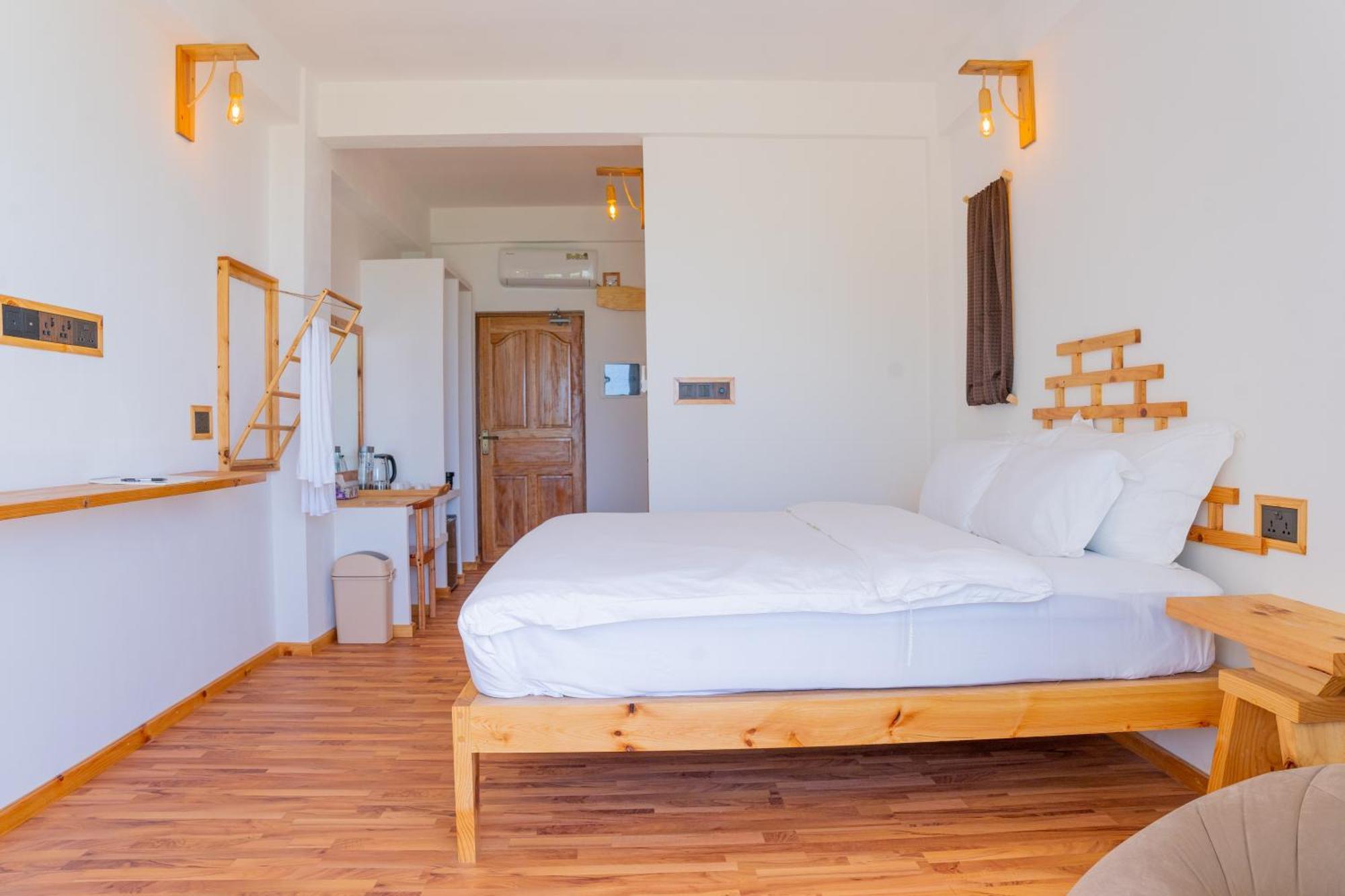 Manta Sea View Himandhoo Hotell Exteriör bild